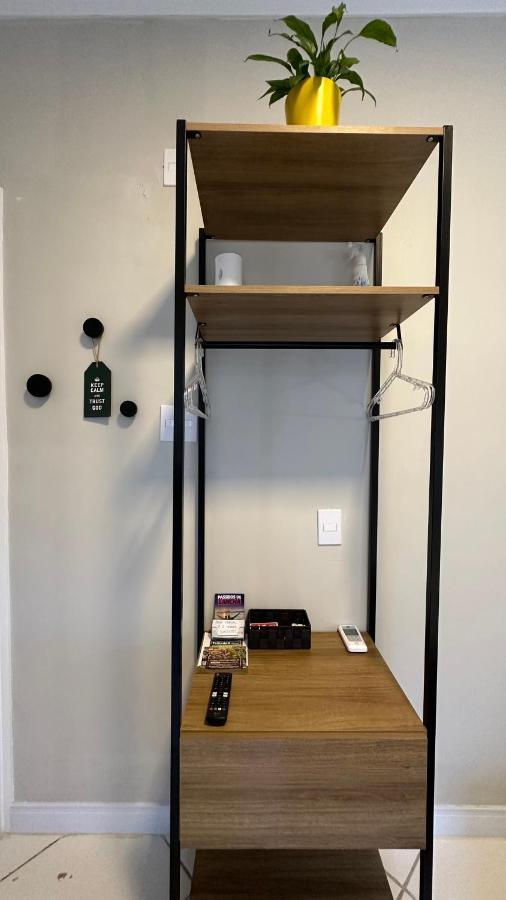 11 • Pitangueiras Apartamento *